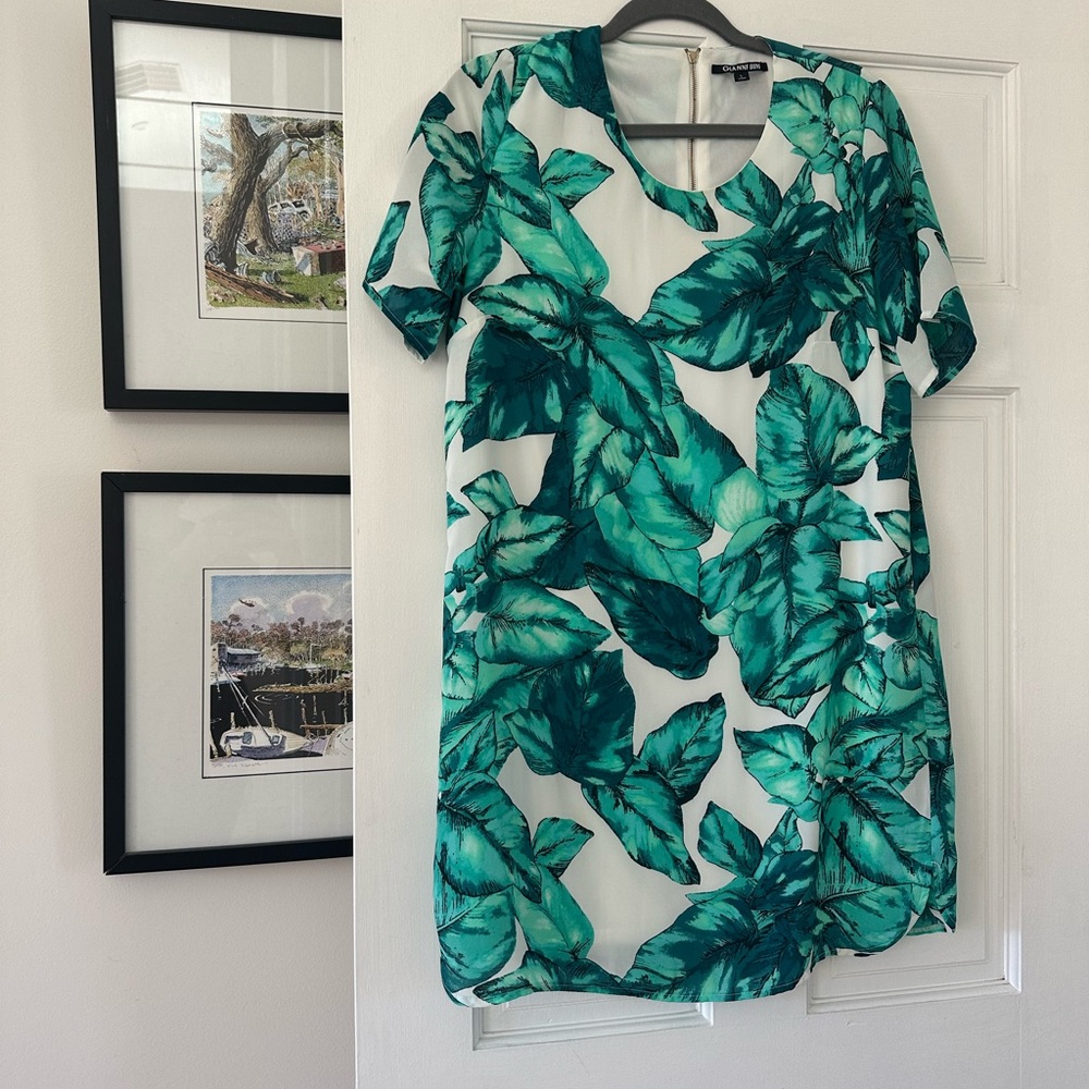 Gianni Bini Green Leaf Print Mini Dress